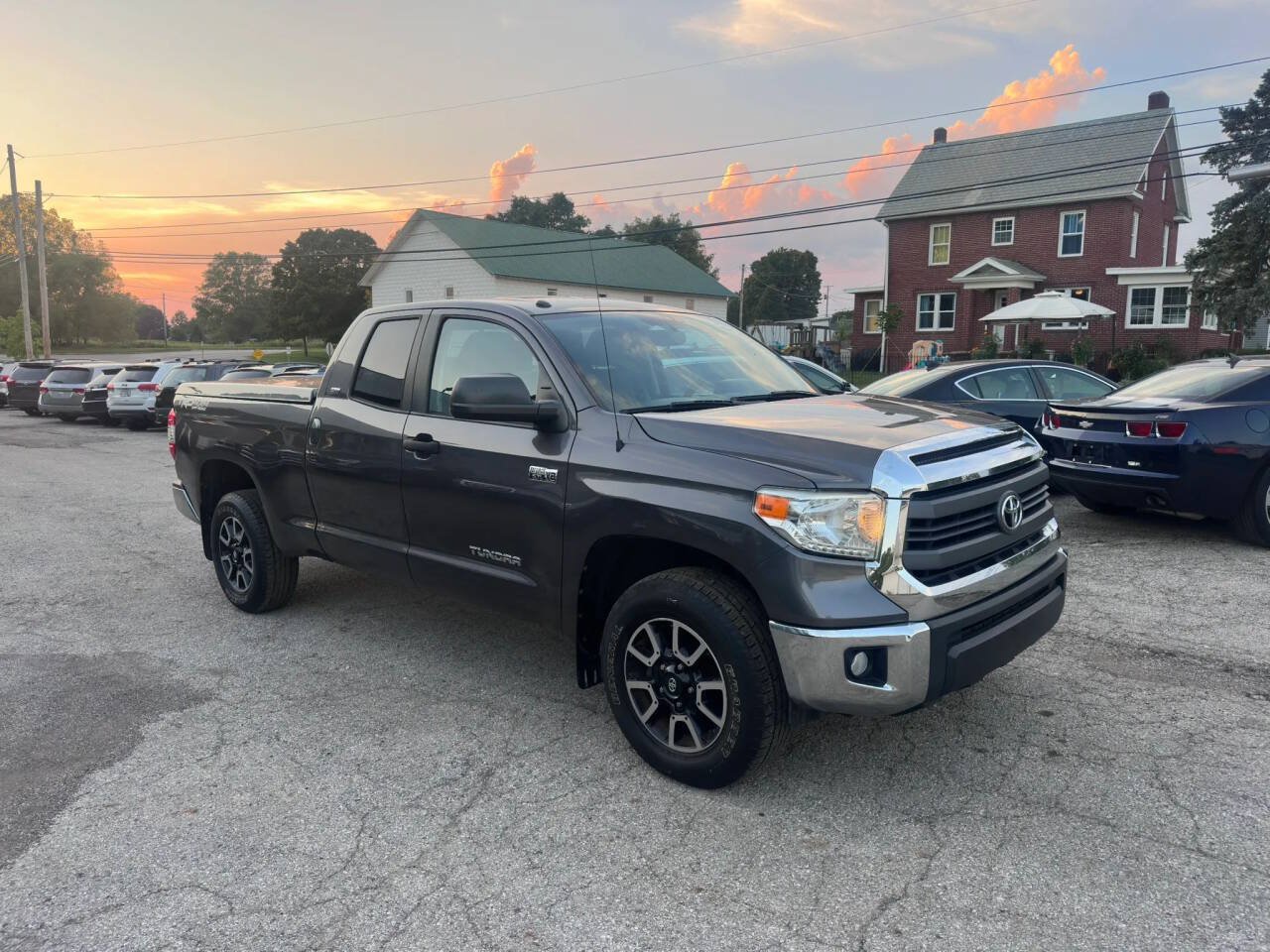 Used 2014 Toyota Tundra SR5 w/ TRD Off Road Package AWD/4WD image 3