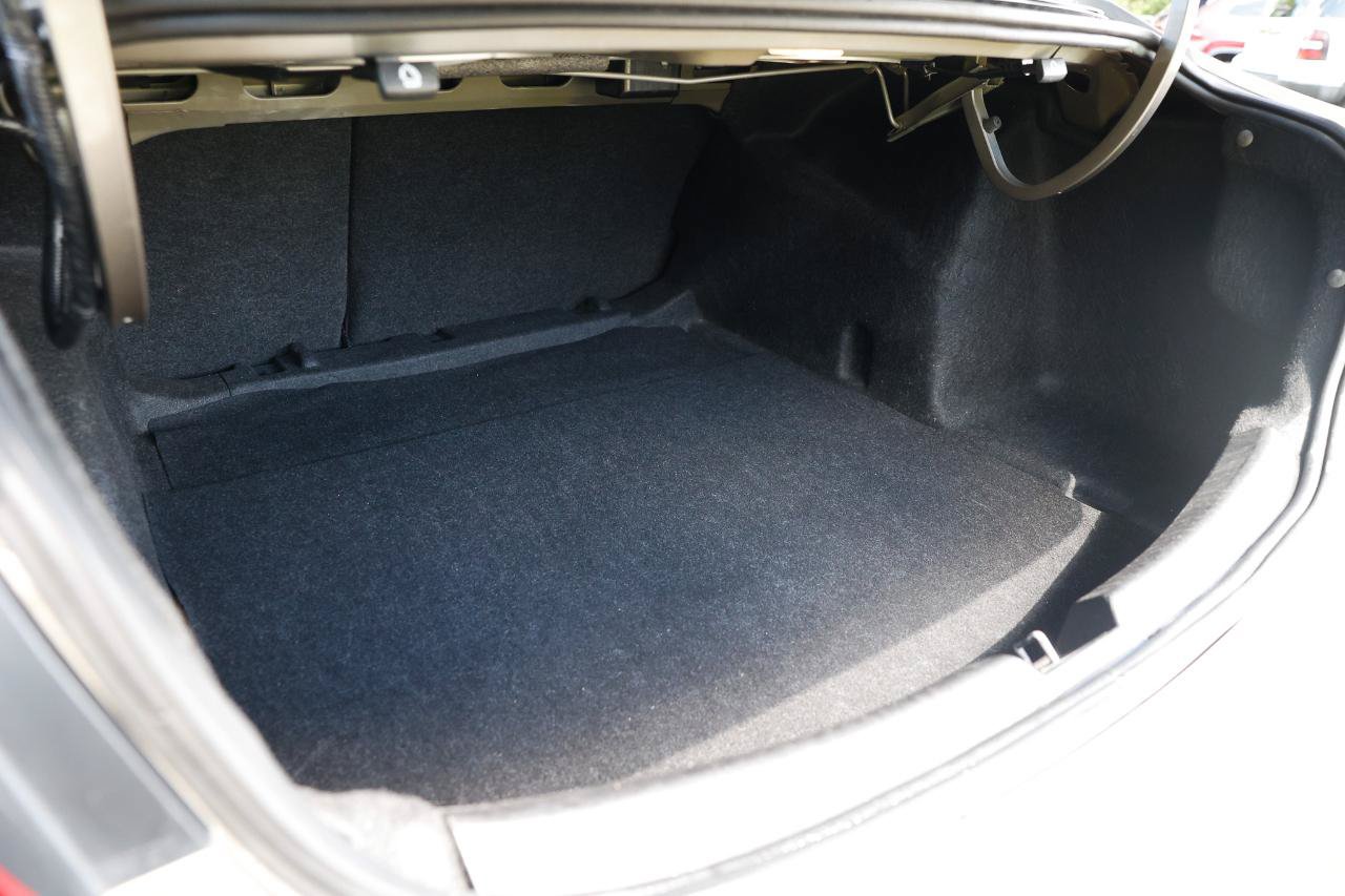 Used 2024 Chevrolet Malibu LT FWD image 23