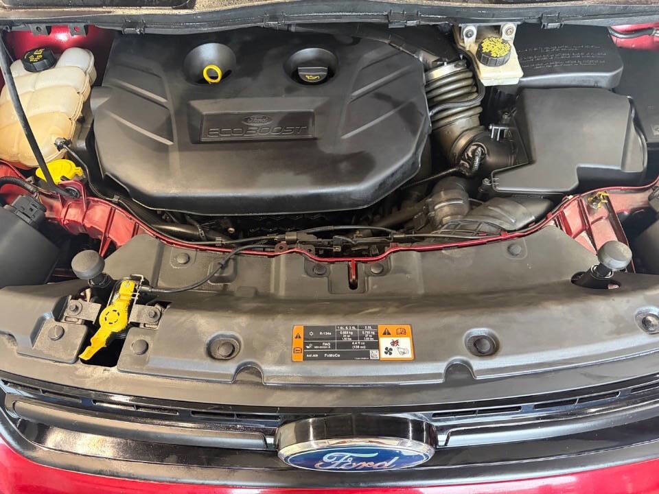 Used 2015 Ford Escape Titanium w/ Equipment Group 301A image 28