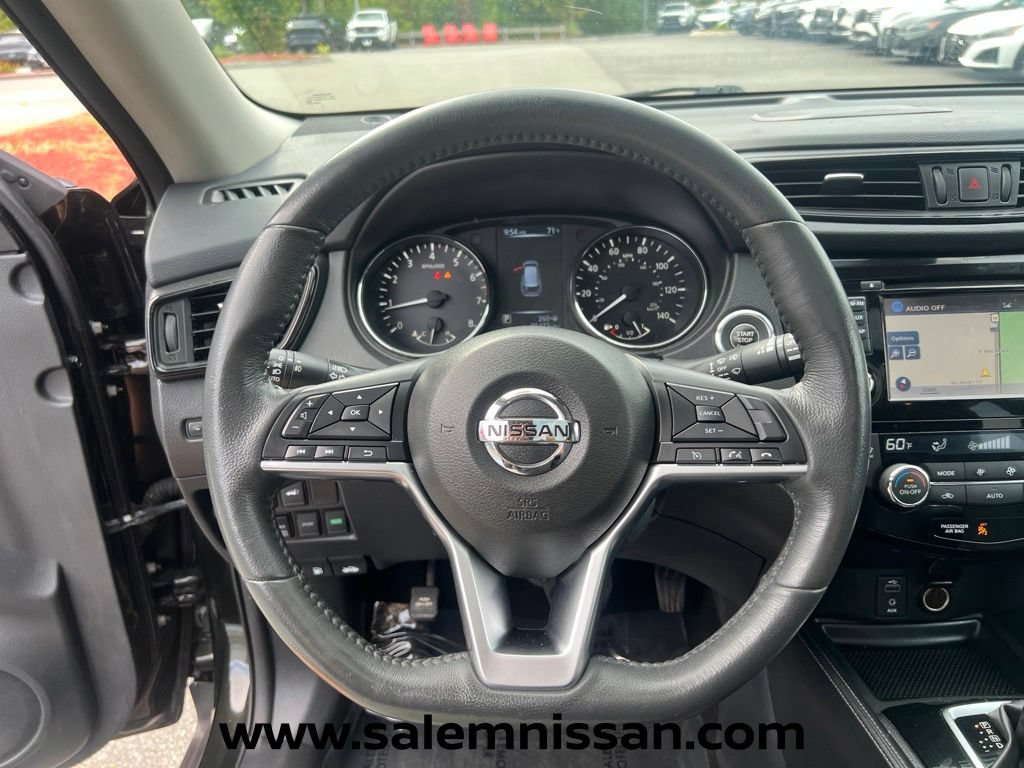 Used 2017 Nissan Rogue SL w/ SL Premium Package AWD/4WD image 13