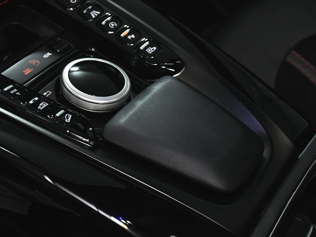 Used 2023 Aston Martin DBX AWD/4WD image 43