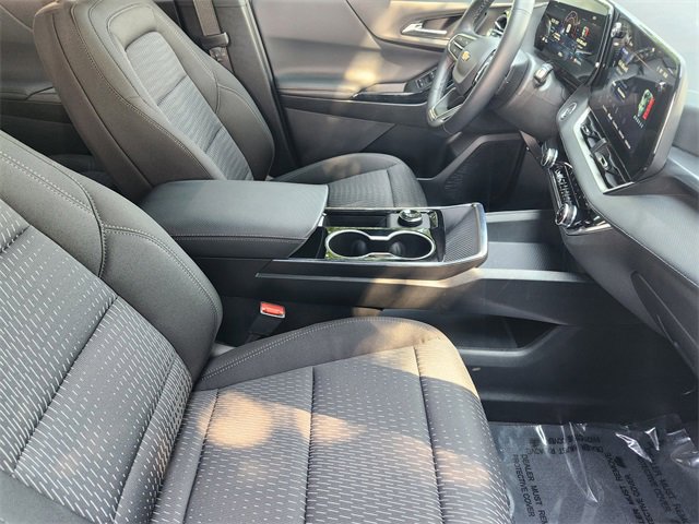 Used 2026 Chevrolet Equinox LT FWD image 19