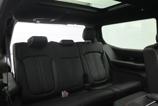 New 2026 Jeep Grand Wagoneer Summit AWD/4WD image 24