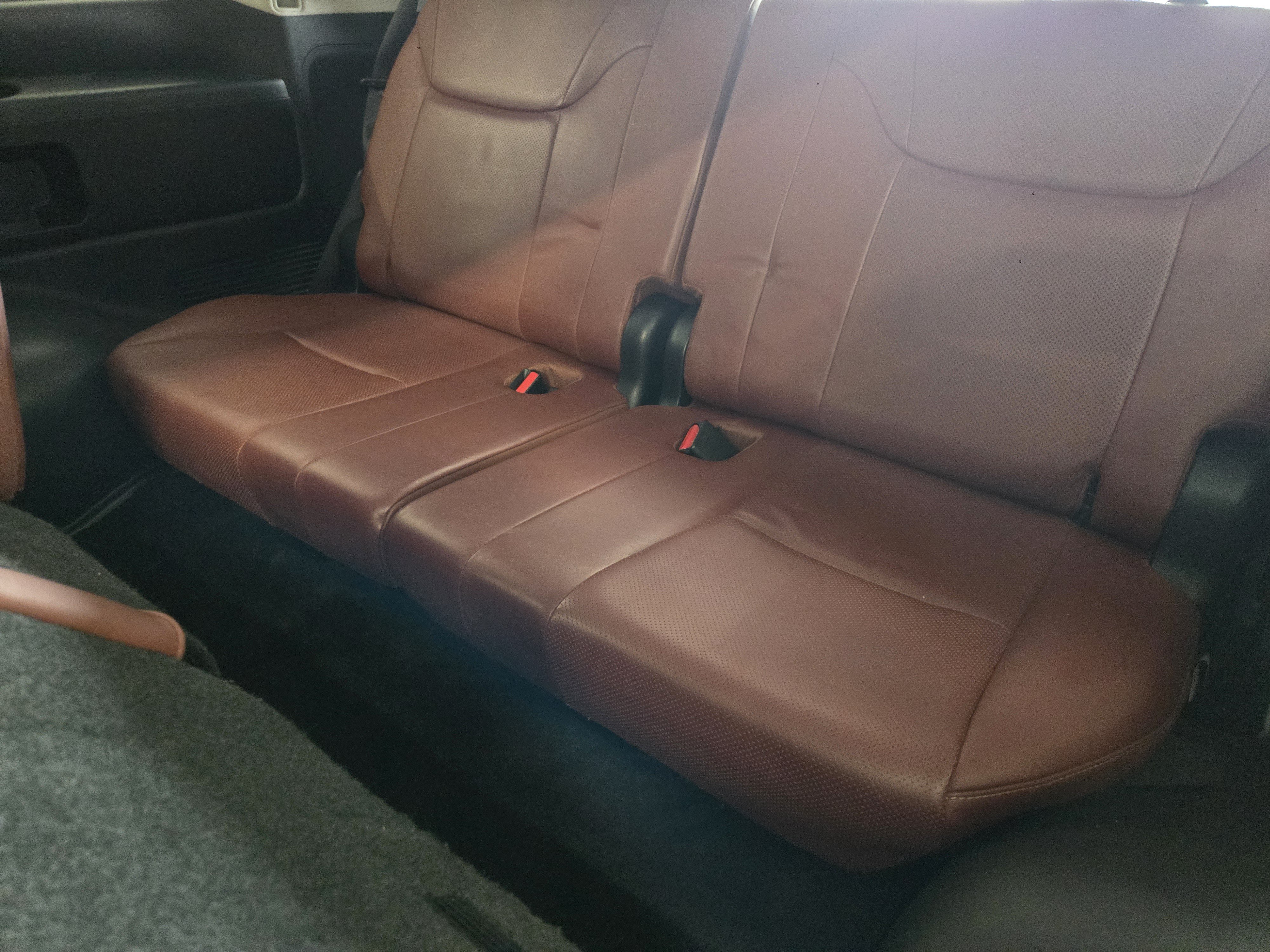Used 2017 Lexus LX 570 4WD image 36