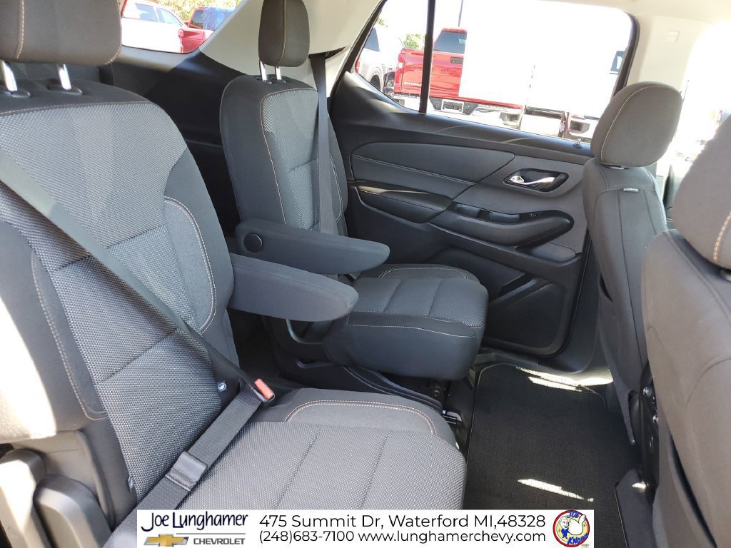Certified 2018 Chevrolet Traverse LT FWD image 27