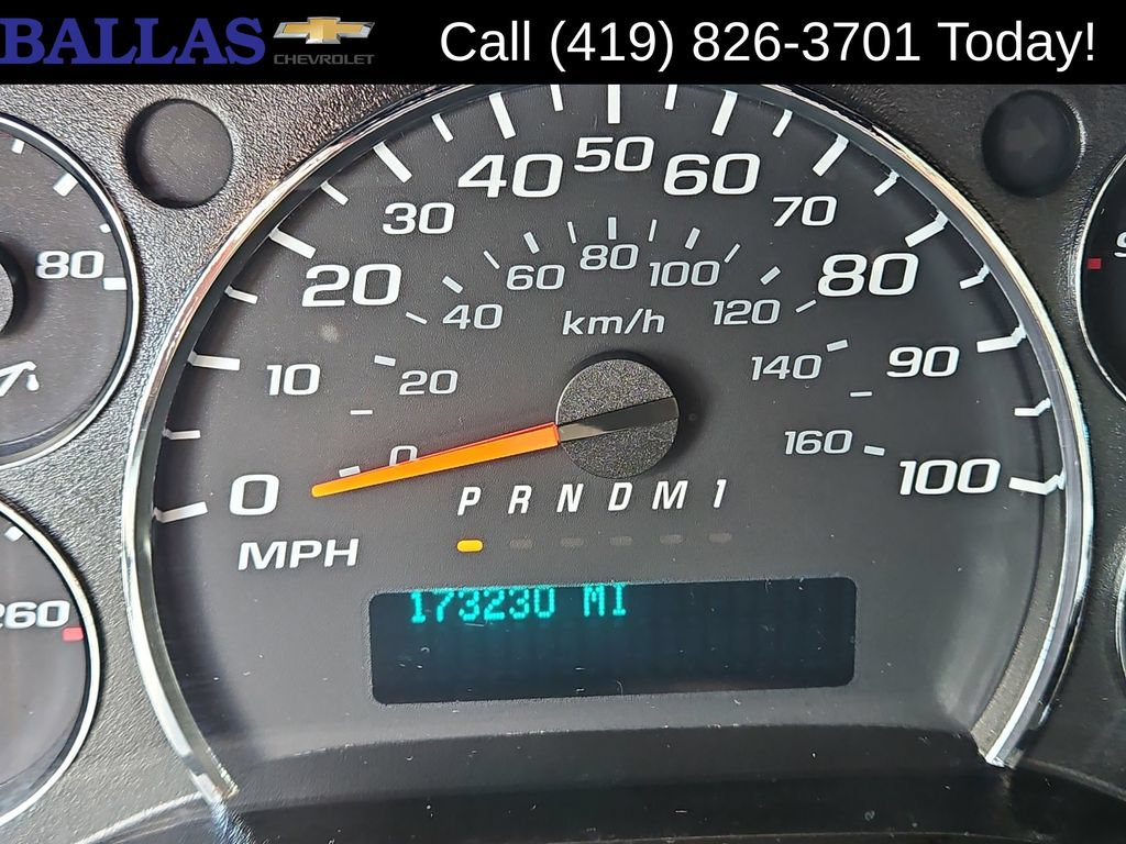 Used 2014 Chevrolet Express 2500 RWD image 12