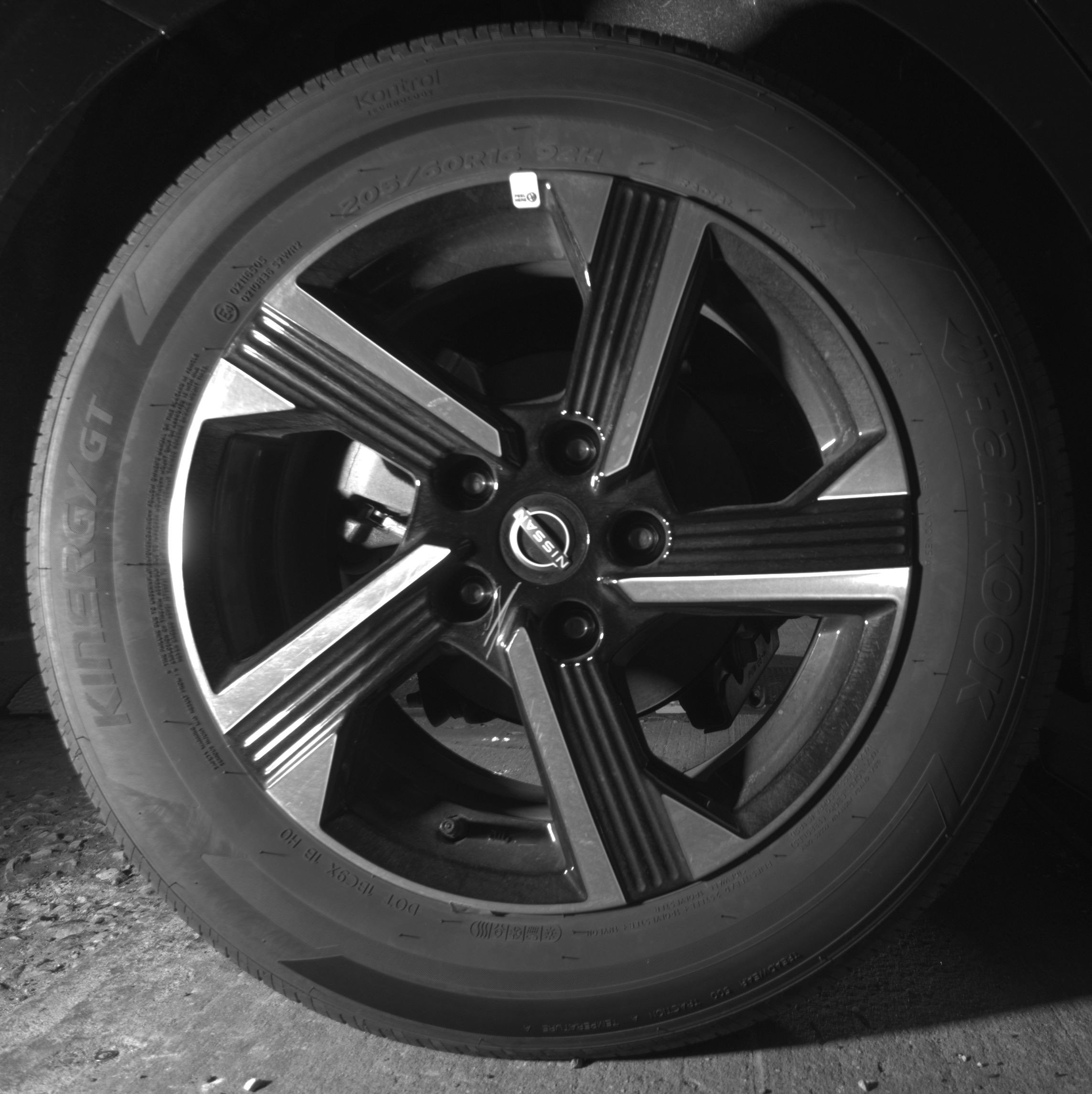 Used 2025 Nissan Sentra SV FWD image 15