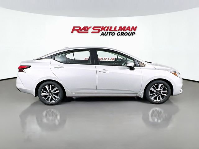 Used 2020 Nissan Versa SV image 8