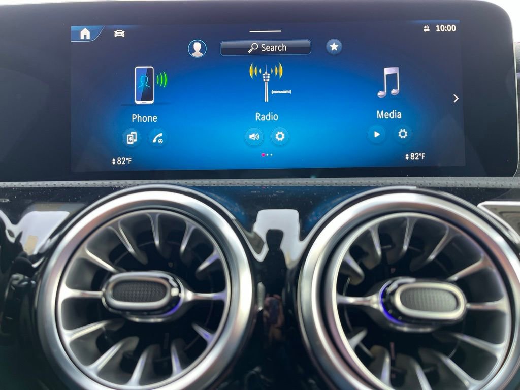 New 2025 Mercedes-Benz CLA 35 AMG 4MATIC image 29