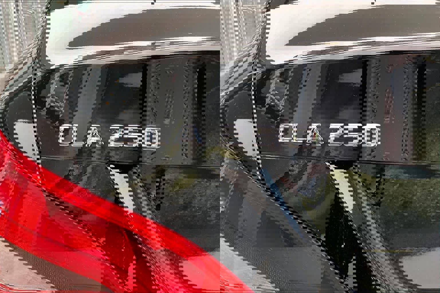 Used 2015 Mercedes-Benz CLA 250 image 30