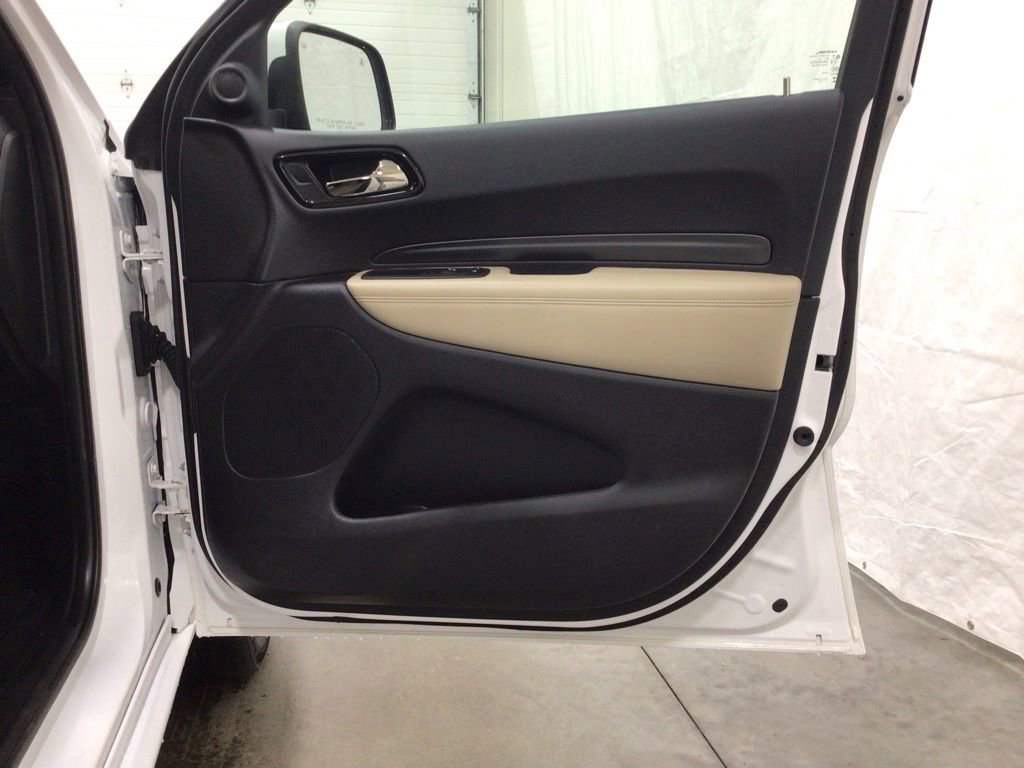 Used 2022 Dodge Durango GT image 35