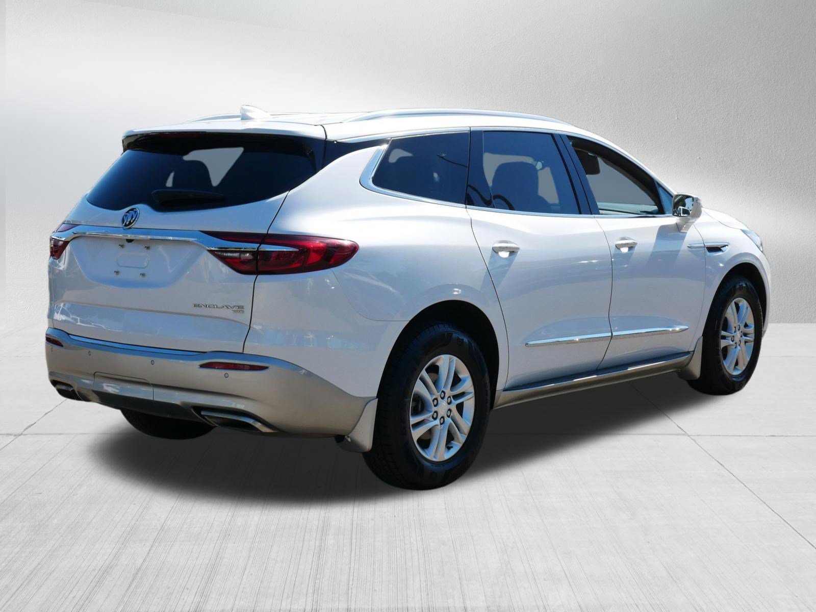 Used 2019 Buick Enclave Premium AWD/4WD image 7