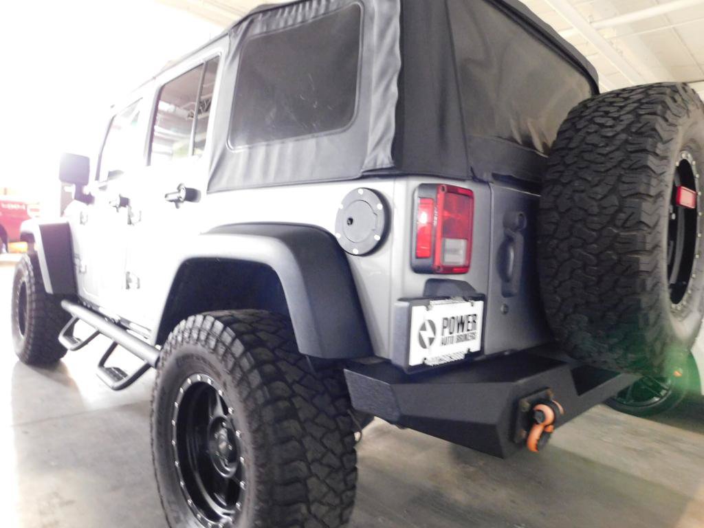 Used 2018 Jeep Wrangler Unlimited Sport S AWD/4WD image 2