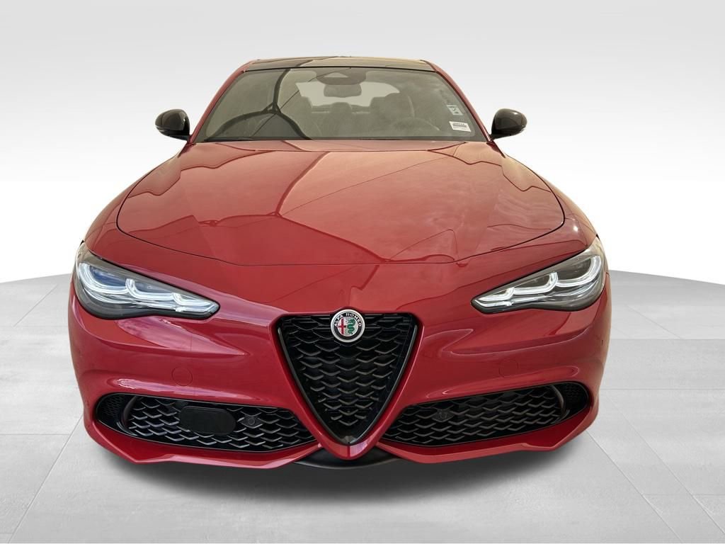 New 2025 Alfa Romeo Giulia w/ Driving Assist Package image 25