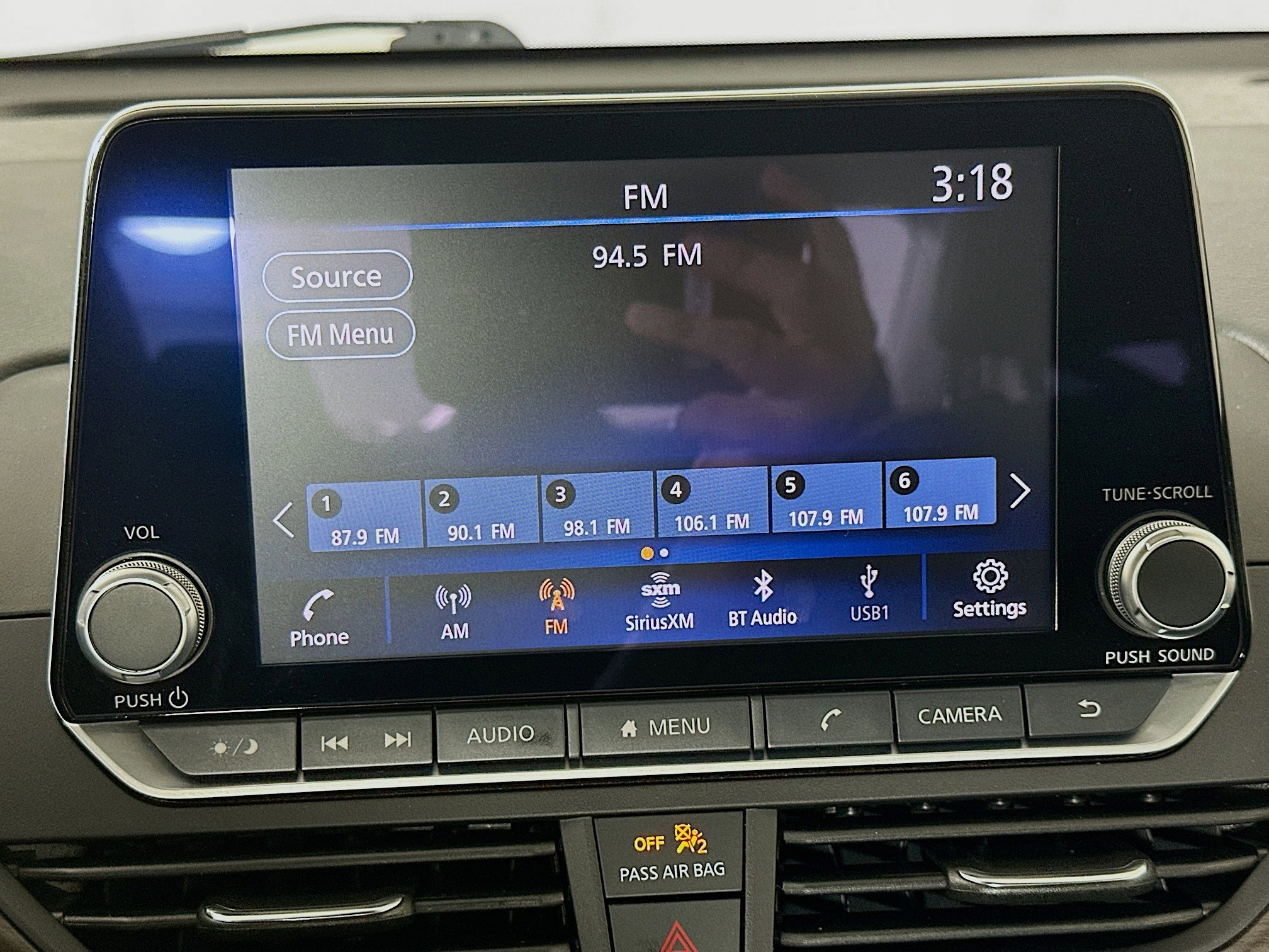 Used 2023 Nissan Altima 2.5 SV FWD image 19