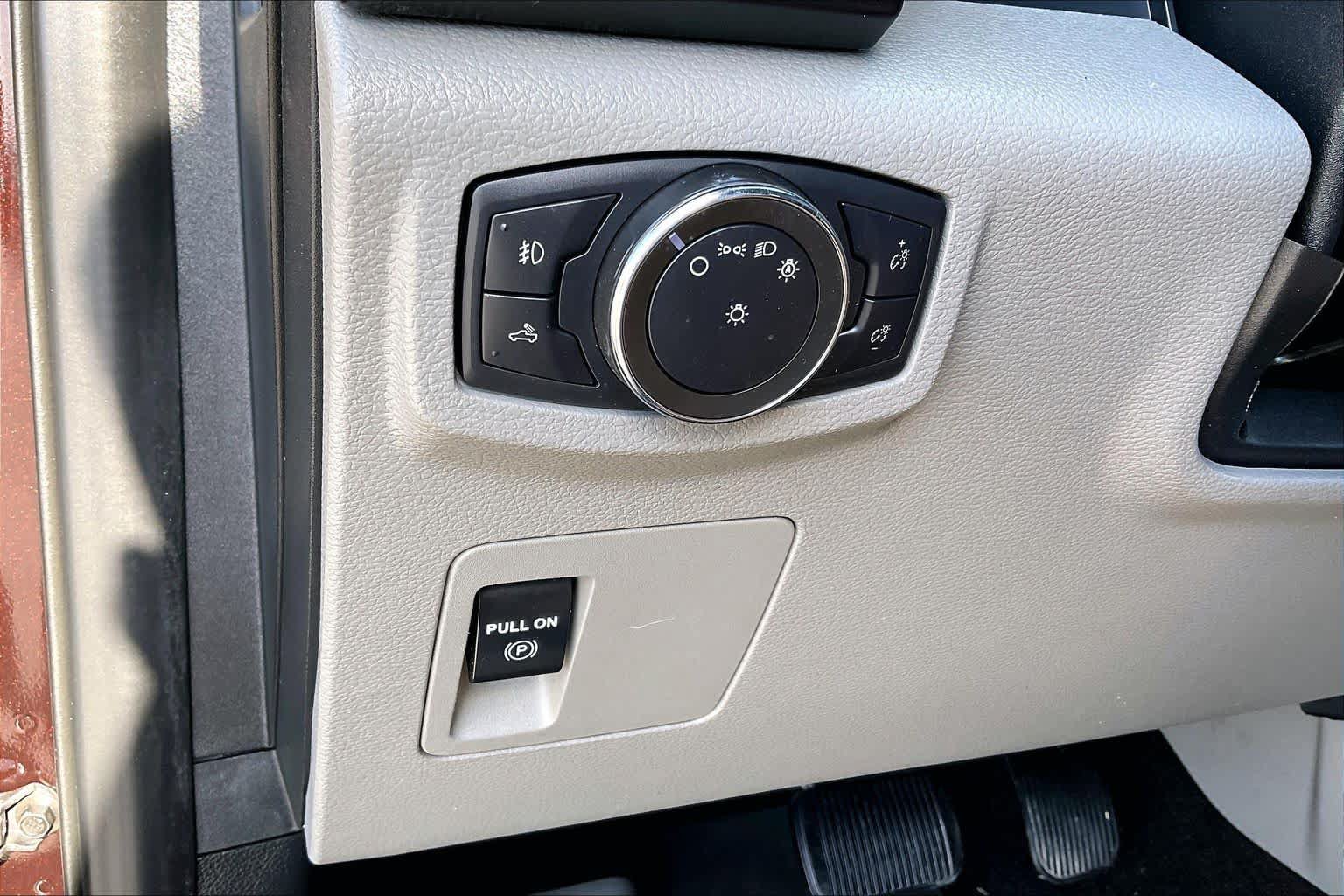 Used 2020 Ford F150 XL w/ Equipment Group 101A Mid RWD image 30