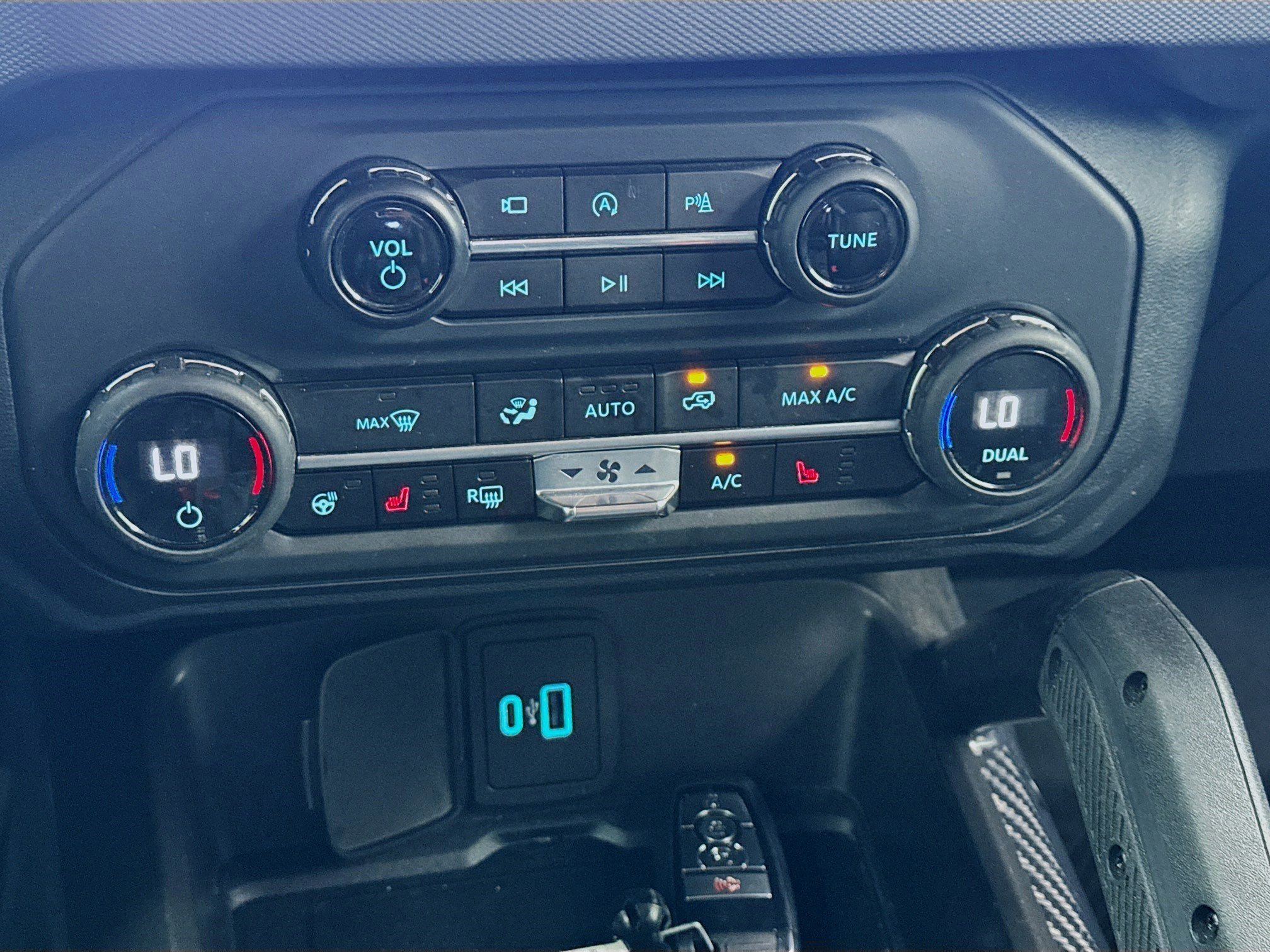 Used 2023 Ford Bronco Raptor AWD/4WD image 12
