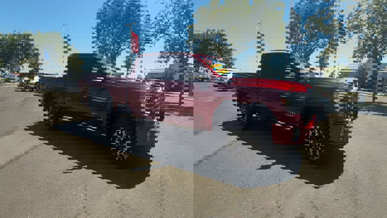 Used 2021 GMC Sierra 3500 AT4 w/ Gooseneck/5TH Wheel Package image 1