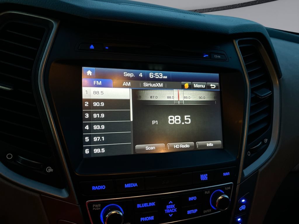 Used 2018 Hyundai Santa Fe Sport w/ 2.4L Tech Package 04 AWD/4WD image 24