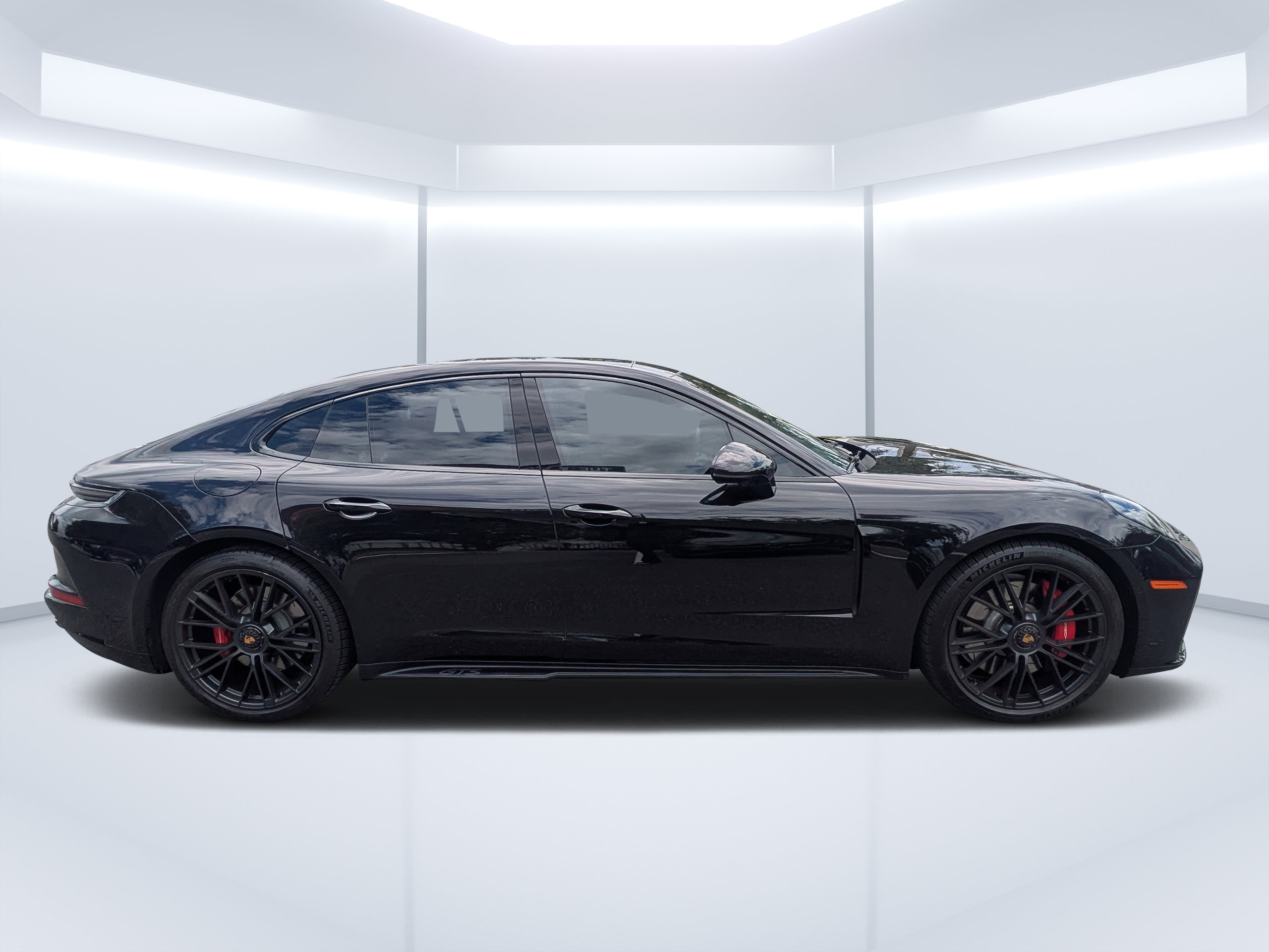 Used 2025 Porsche Panamera GTS AWD/4WD image 2