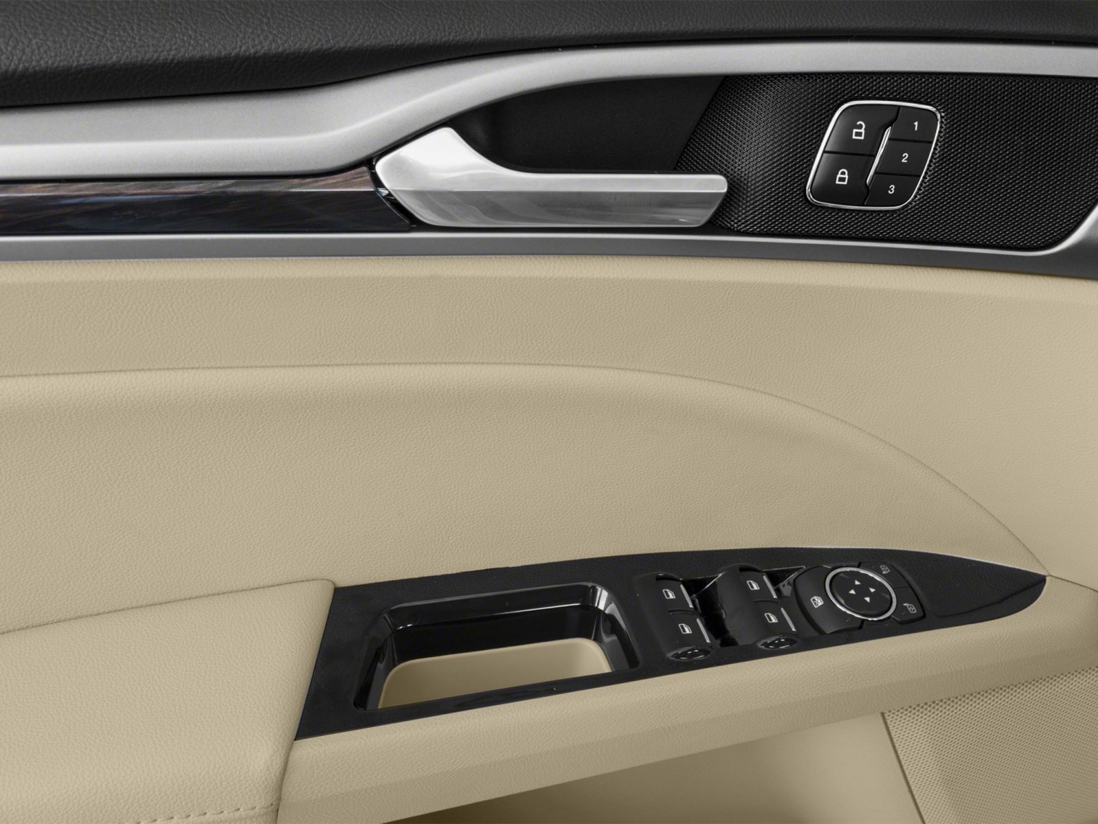 Used 2016 Ford Fusion Energi SE image 14