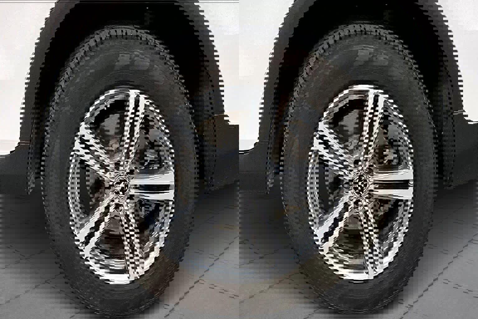 Used 2021 Mercedes-Benz GLC 300 image 11