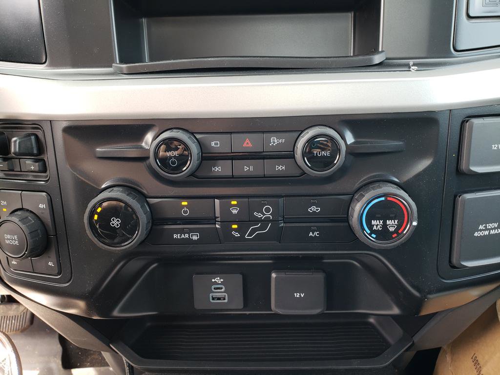 New 2026 Ford F350 XLT w/ 360-Degree Camera Package AWD/4WD image 11