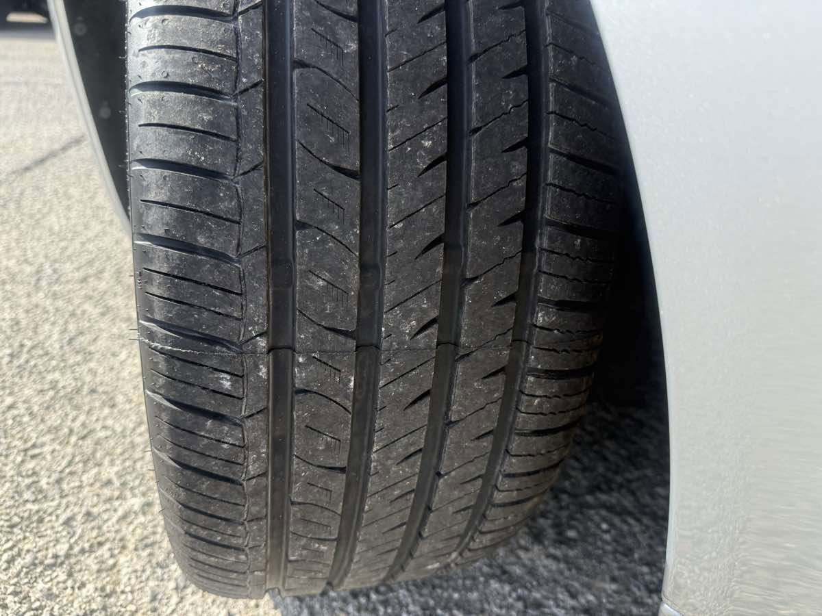 Used 2011 Jaguar XK image 4