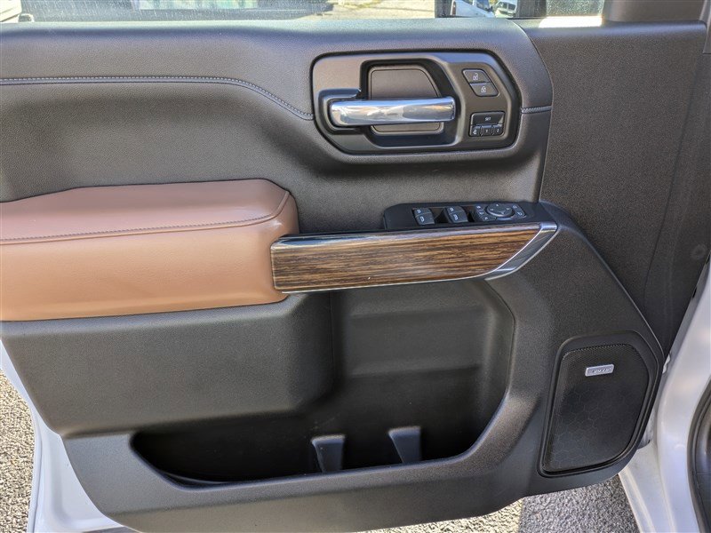 Used 2022 Chevrolet Silverado 3500 High Country w/ Safety Package II image 22