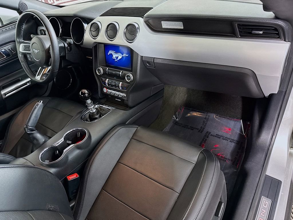 Used 2016 Ford Mustang GT Premium image 28