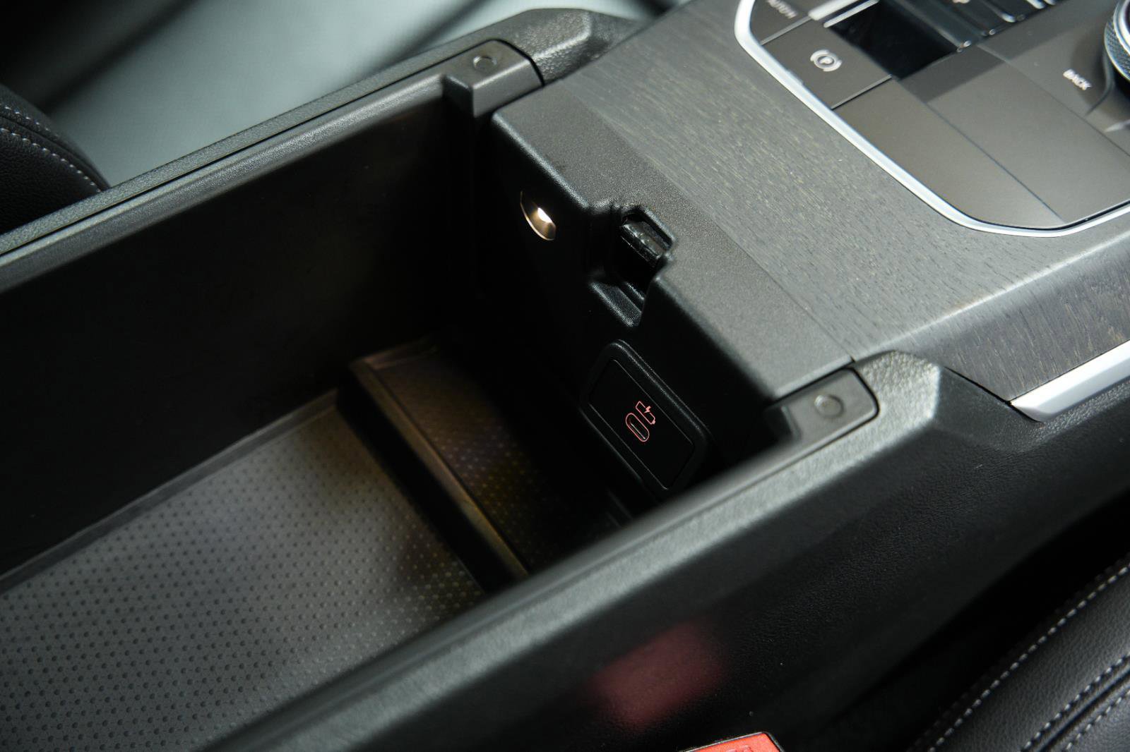 Used 2023 BMW 330e xDrive image 17