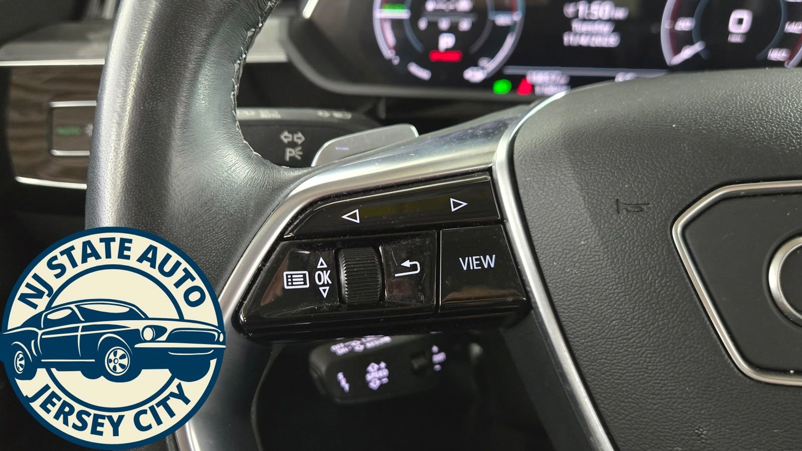 Used 2024 Audi Q8 e-tron Premium Plus image 12