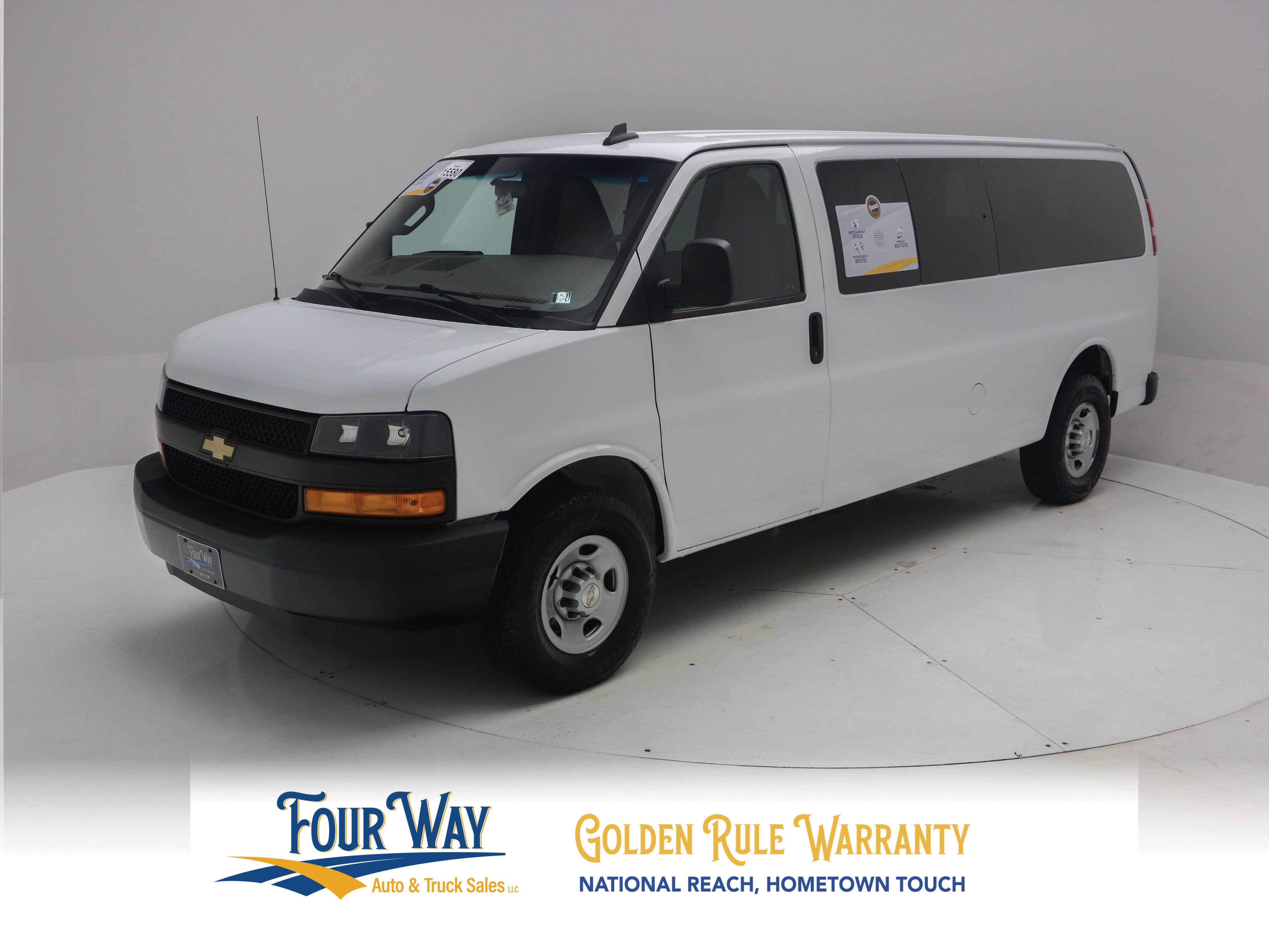 Used 2023 Chevrolet Express 3500 LS RWD image 8