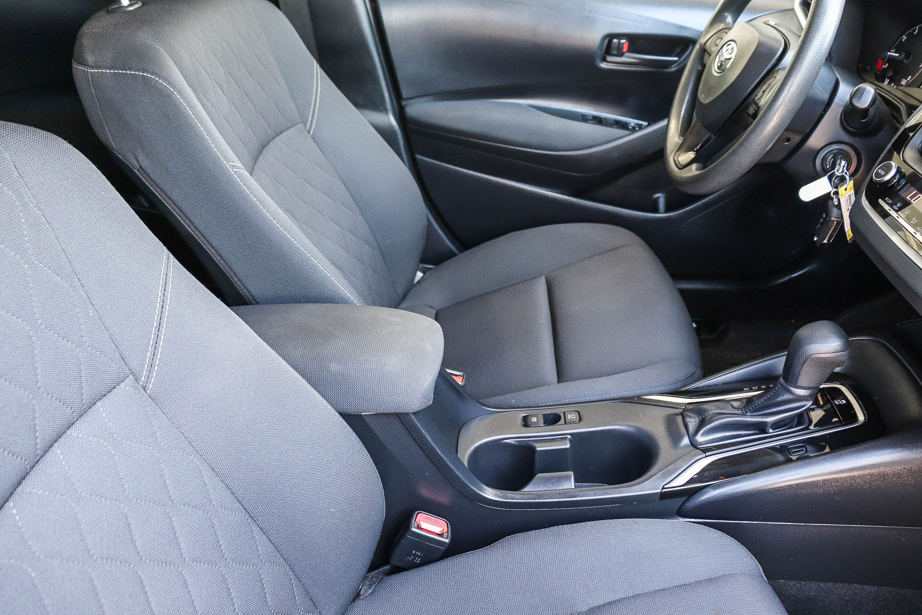 Used 2024 Toyota Corolla LE FWD image 19