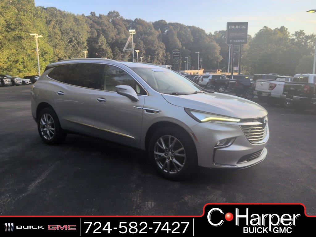 Used 2022 Buick Enclave Essence w/ Experience Buick Package