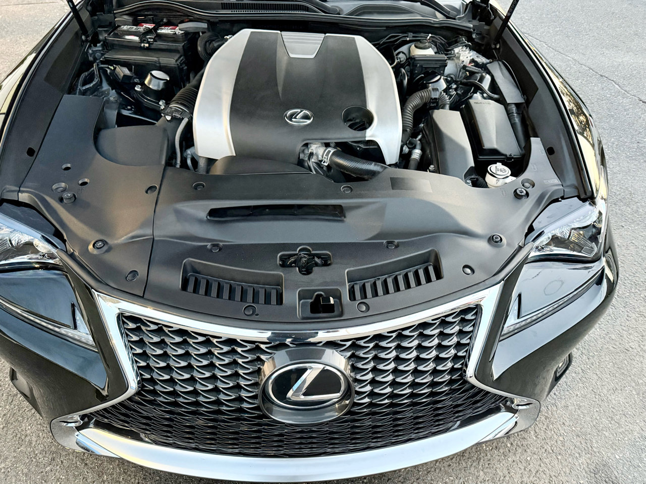 Used 2017 Lexus RC 300 F Sport image 28