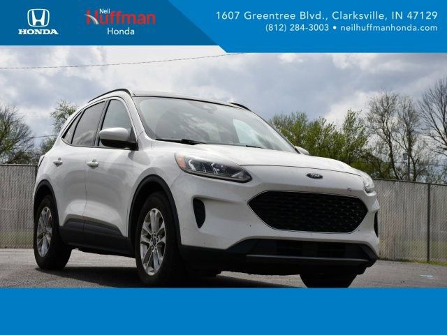 Used 2020 Ford Escape SE image 1