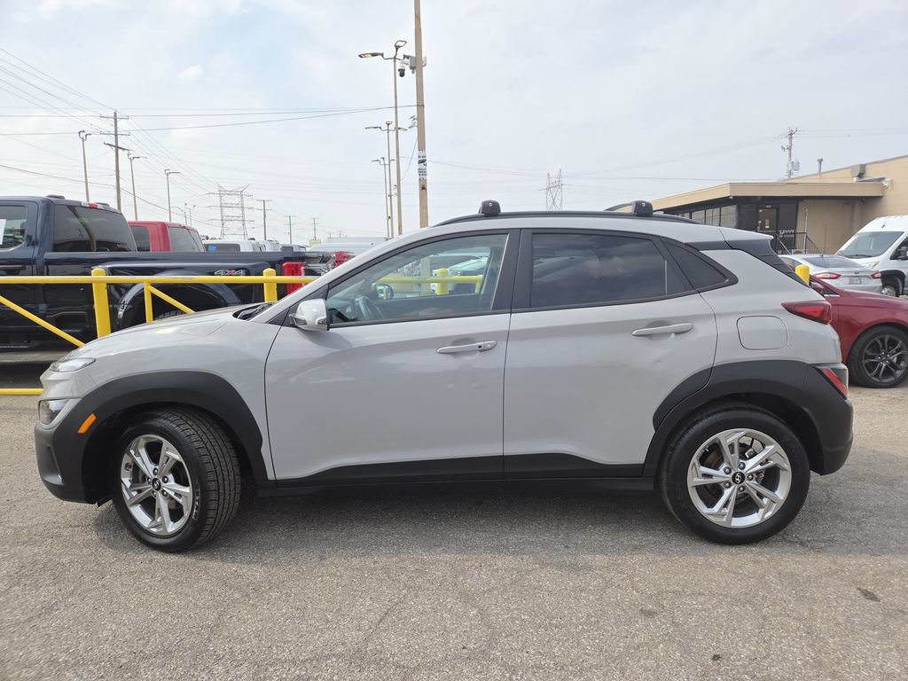 Used 2023 Hyundai Kona SEL FWD image 11
