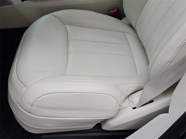 Used 2024 Land Rover Range Rover Autobiography image 28