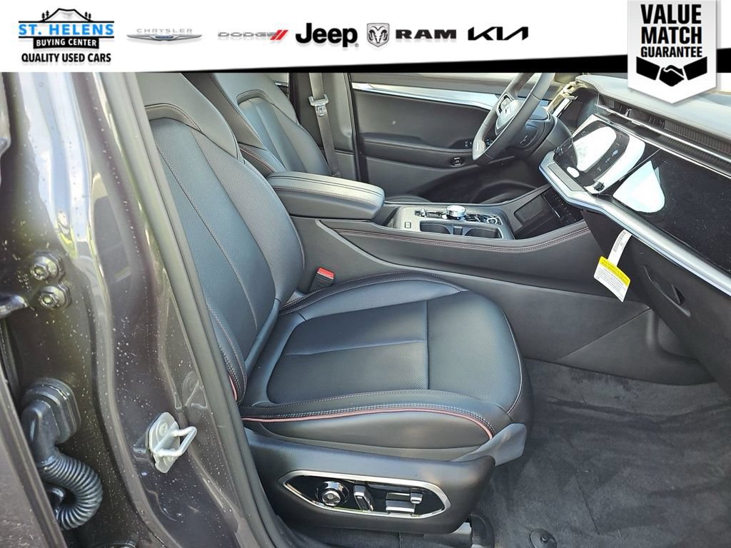 Used 2024 Jeep Wagoneer Limited AWD/4WD image 5