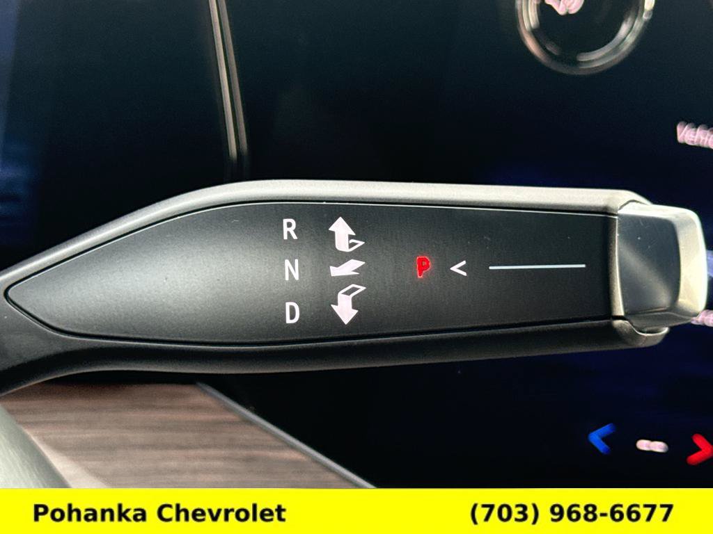 Certified 2025 Chevrolet Suburban Premier AWD/4WD image 10
