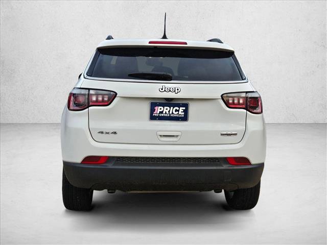 Used 2025 Jeep Compass Latitude image 6