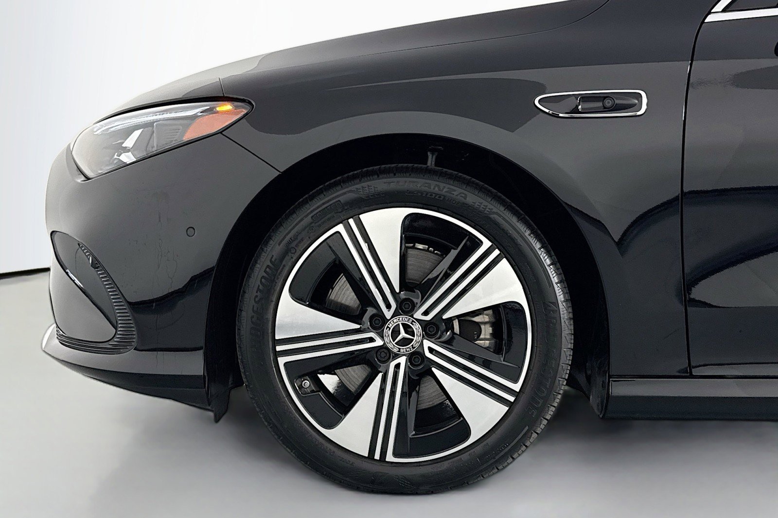 New 2026 Mercedes-Benz CLA 350 image 9