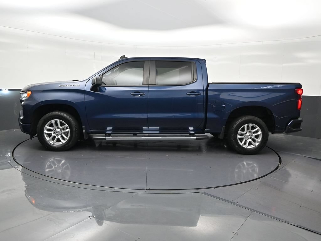 Used 2023 Chevrolet Silverado 1500 RST RWD image 2