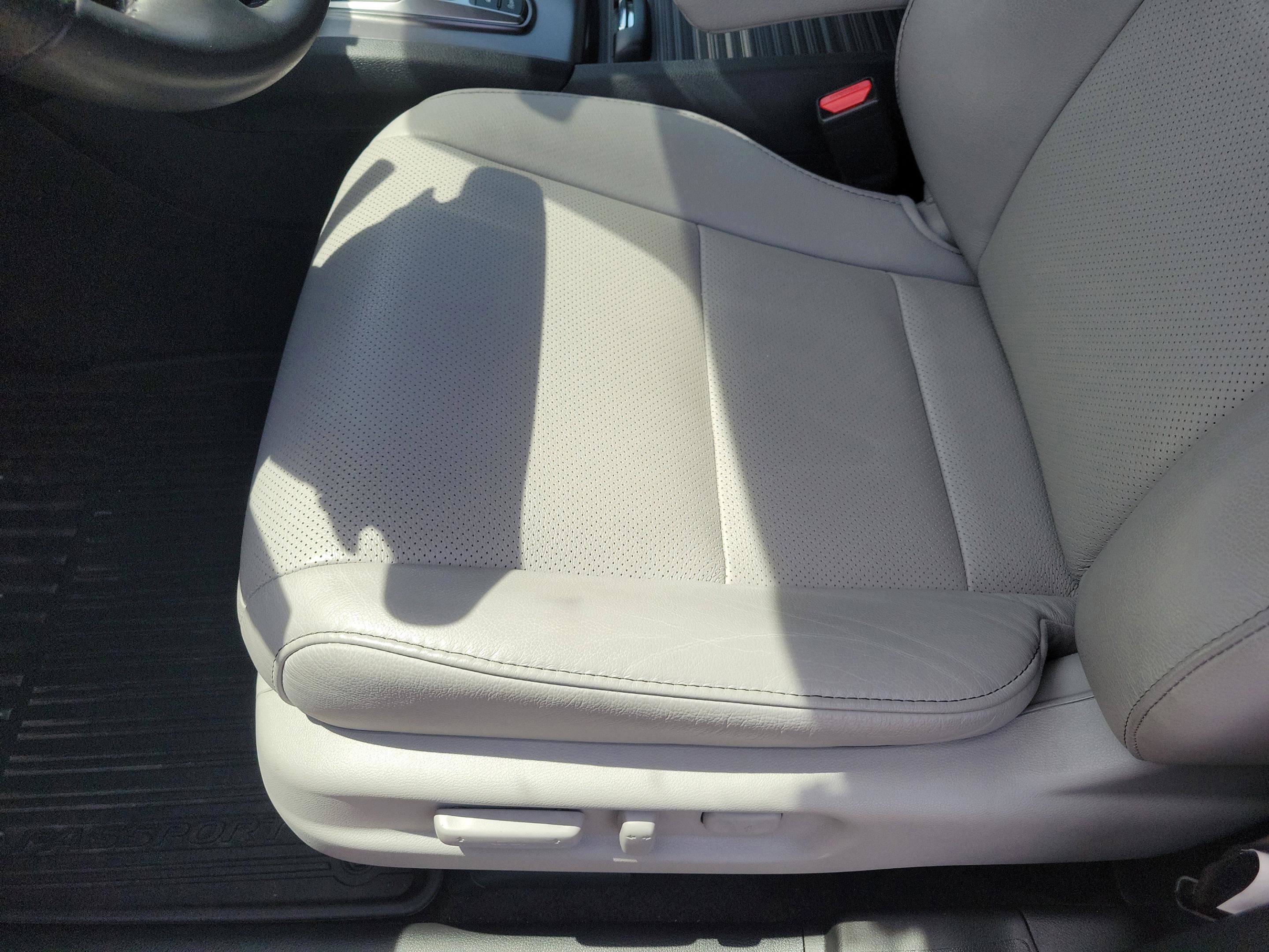 Used 2023 Honda Passport EX-L image 26