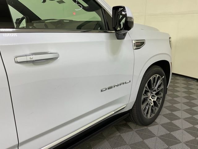 New 2026 GMC Yukon Denali w/ Denali Reserve Package image 9