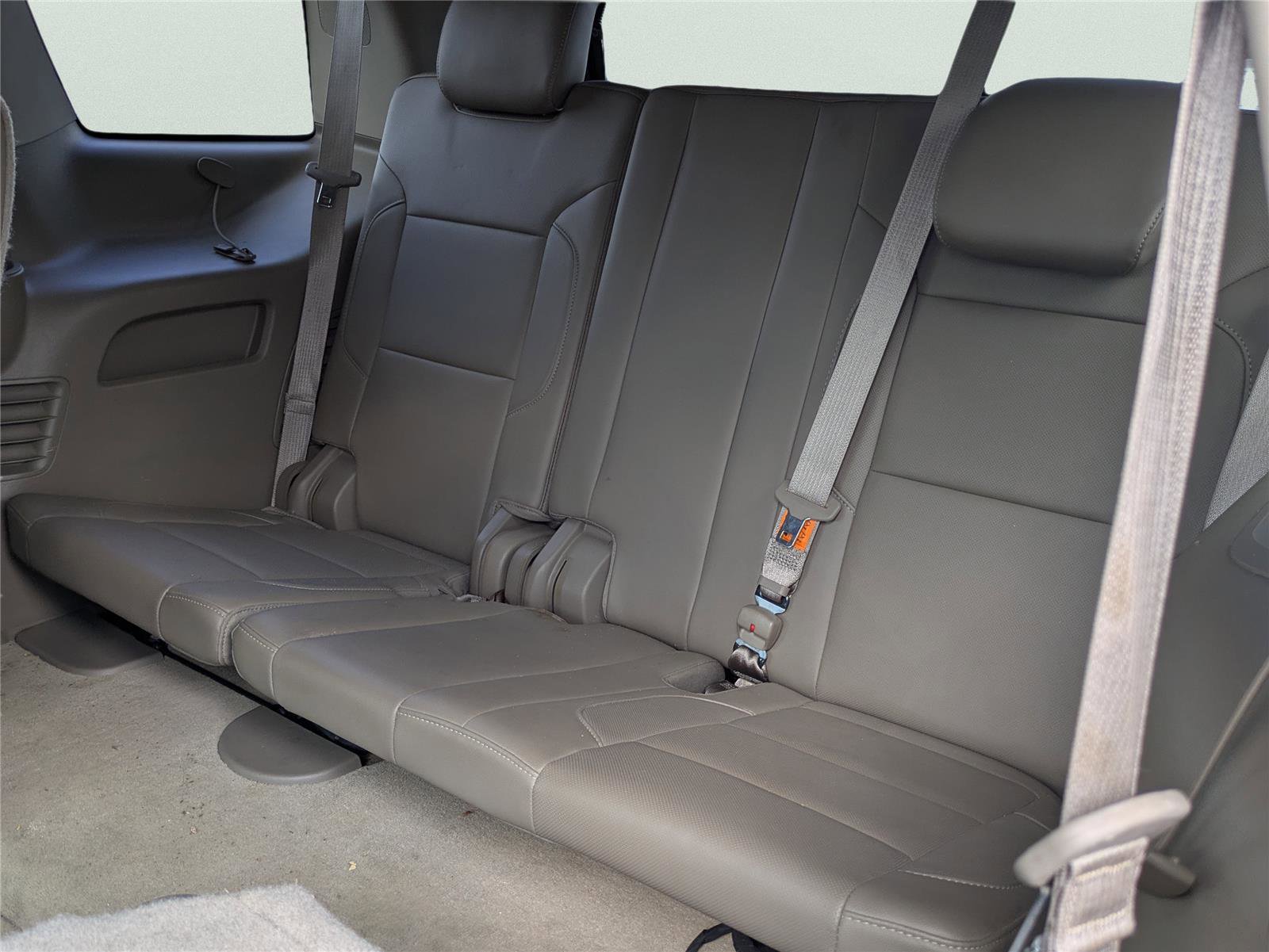 Used 2015 Chevrolet Tahoe LTZ RWD image 18