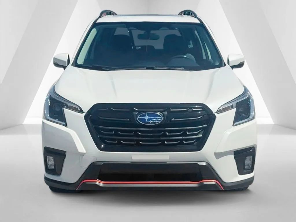 Used 2023 Subaru Forester Sport AWD/4WD image 2