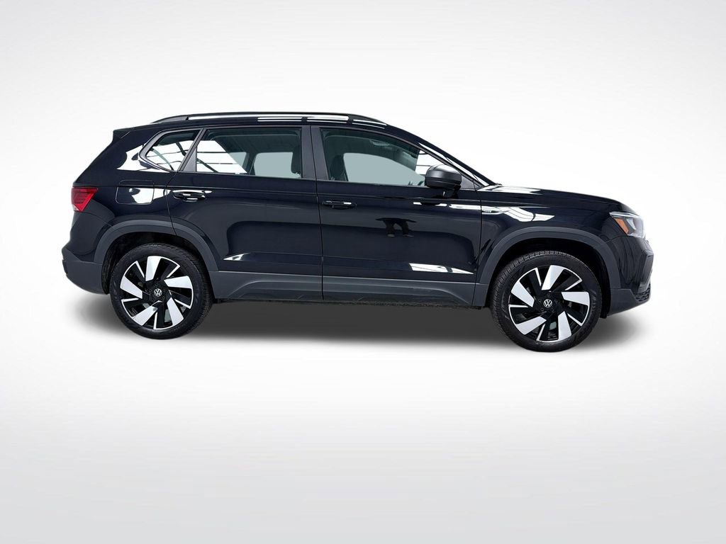 Used 2023 Volkswagen Taos S w/ Driver Assistance Package AWD/4WD image 10