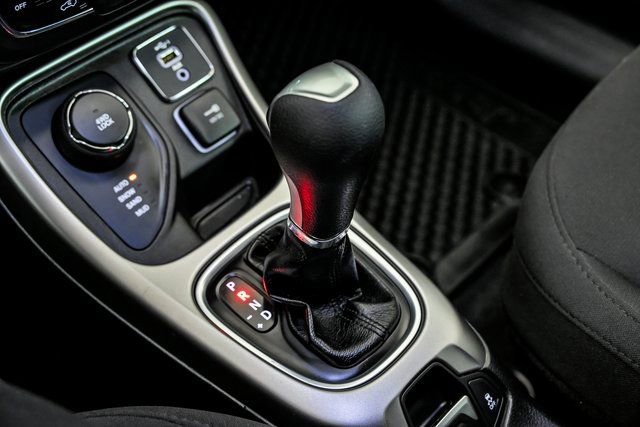 Used 2020 Jeep Compass Sport w/ Cold Weather Group image 23
